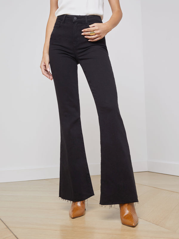 Sera Sneaker Flare Jean
